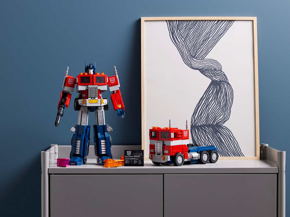 Lego launches Optimus Prime that actually transforms | Stuff India: The ...