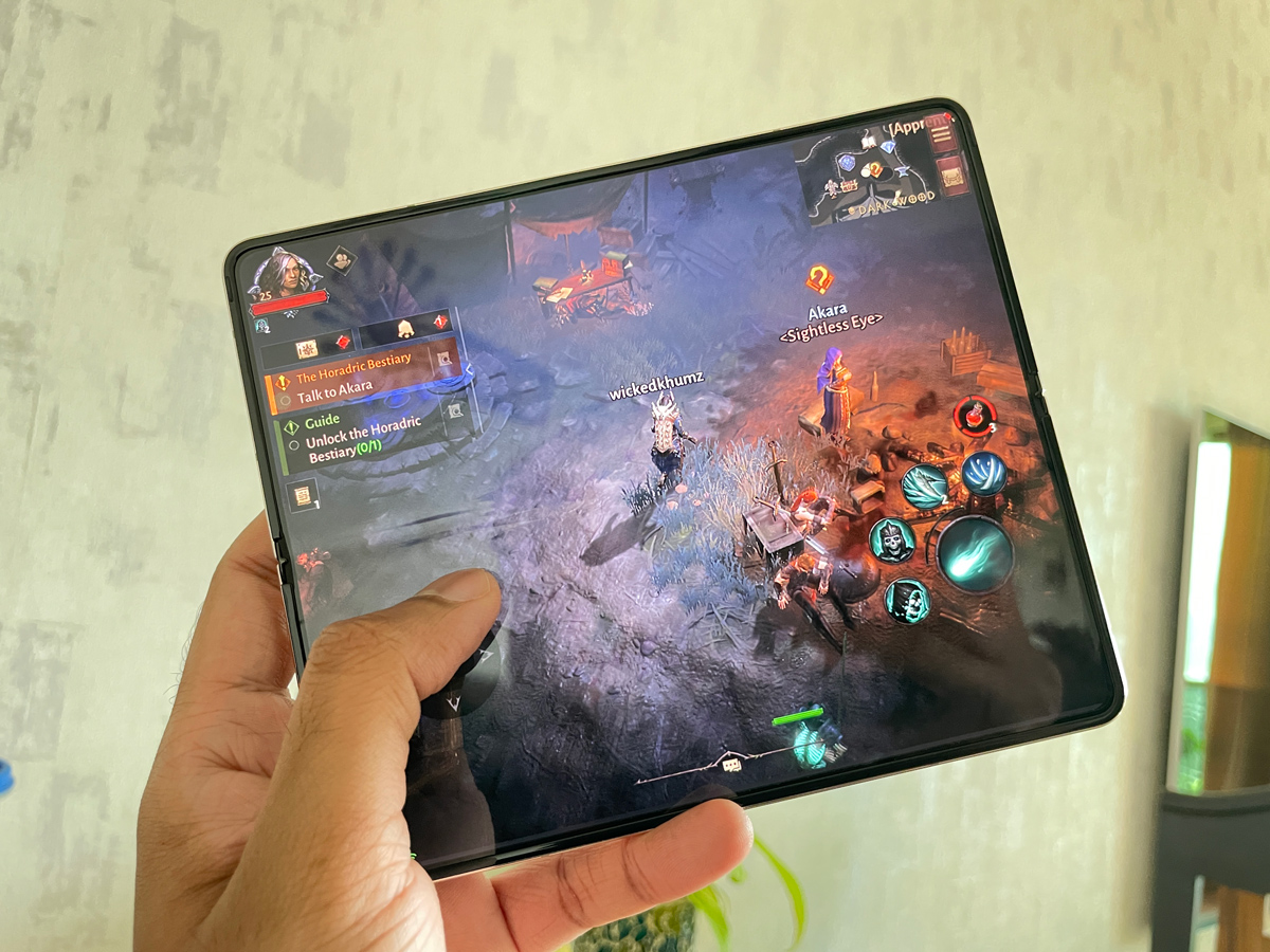 gaming on galaxy fold 4