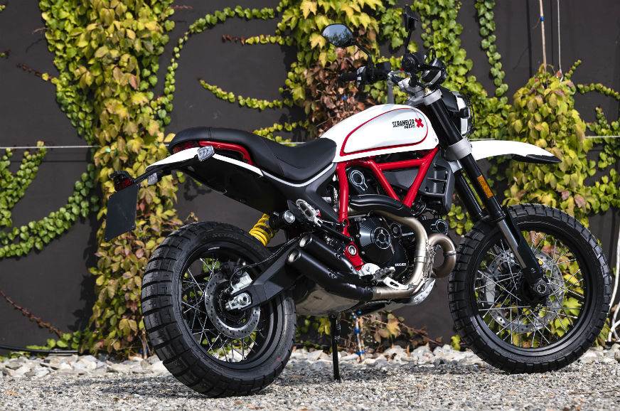 19 Ducati Scramblerfull Throttle Cafe Racer And The Desert Sled Unveiled Autocar India