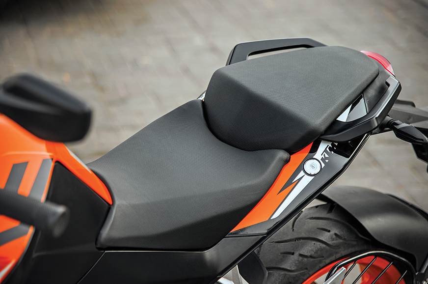 ktm duke 125 seat