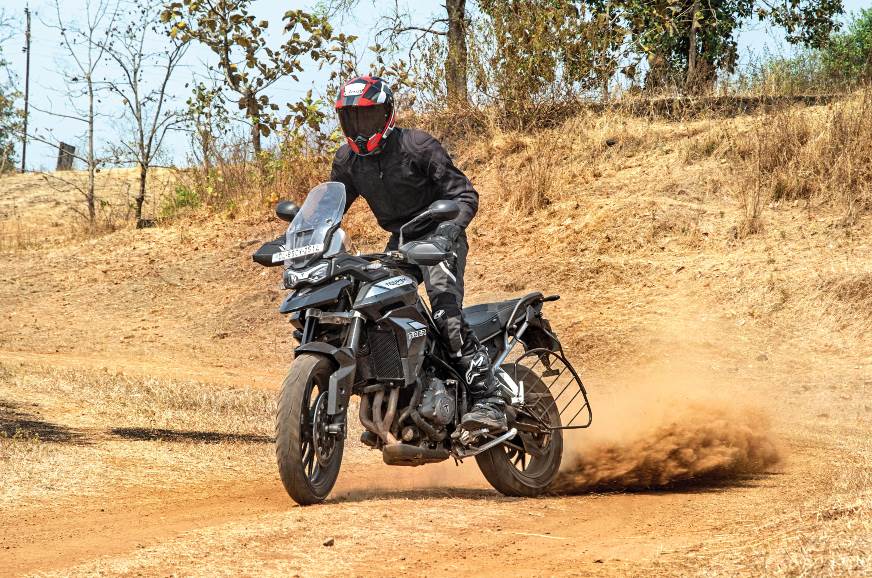 ducati multistrada vs triumph tiger 1200