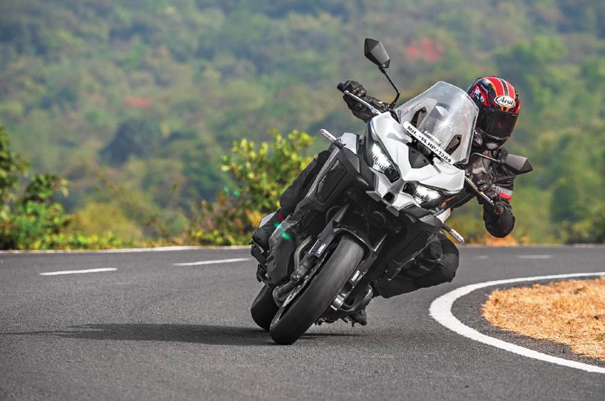 Versys-1000-corner