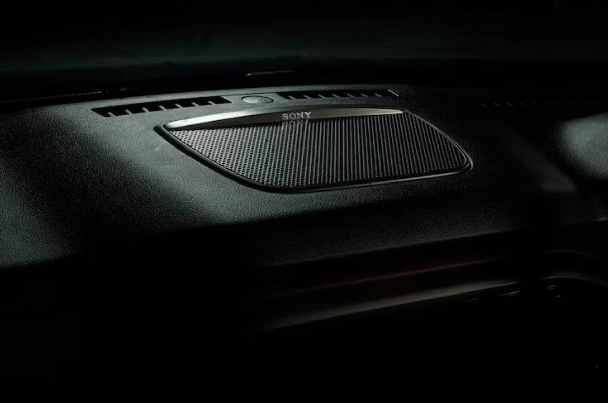 Mahindra Scorpio N Sony speakers