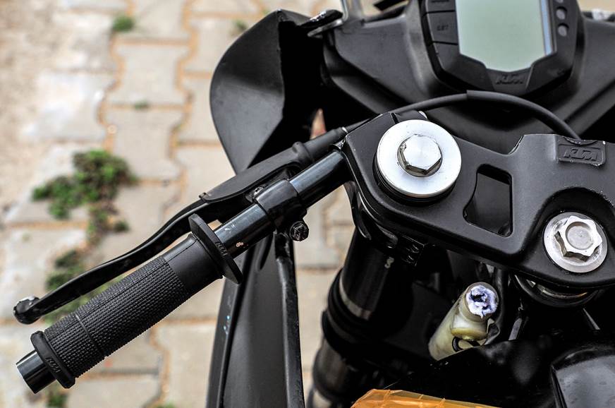 rc 390 handlebar risers