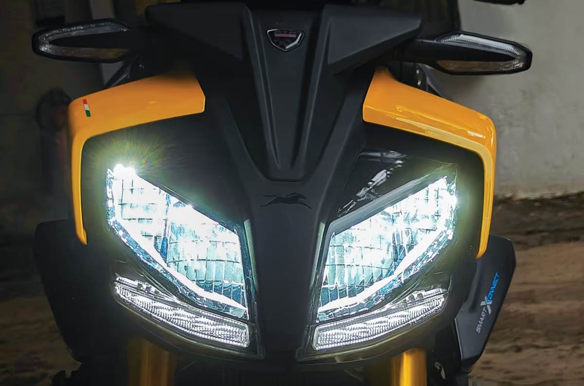 TVS Apache RTR 310 headlight TVS Apache RTR 310 headlight