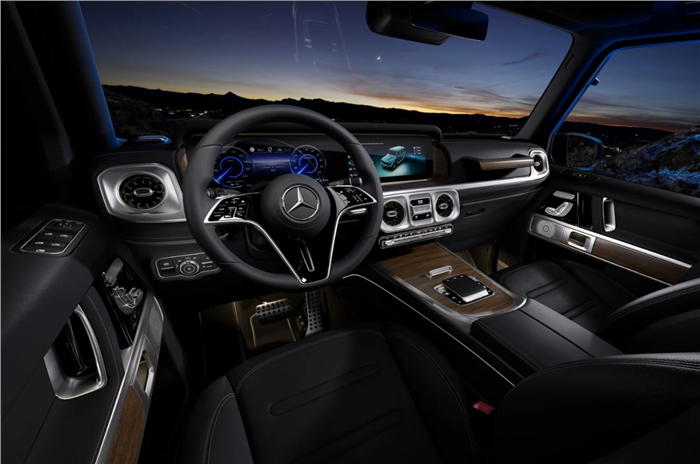 Mercedes G580 interior