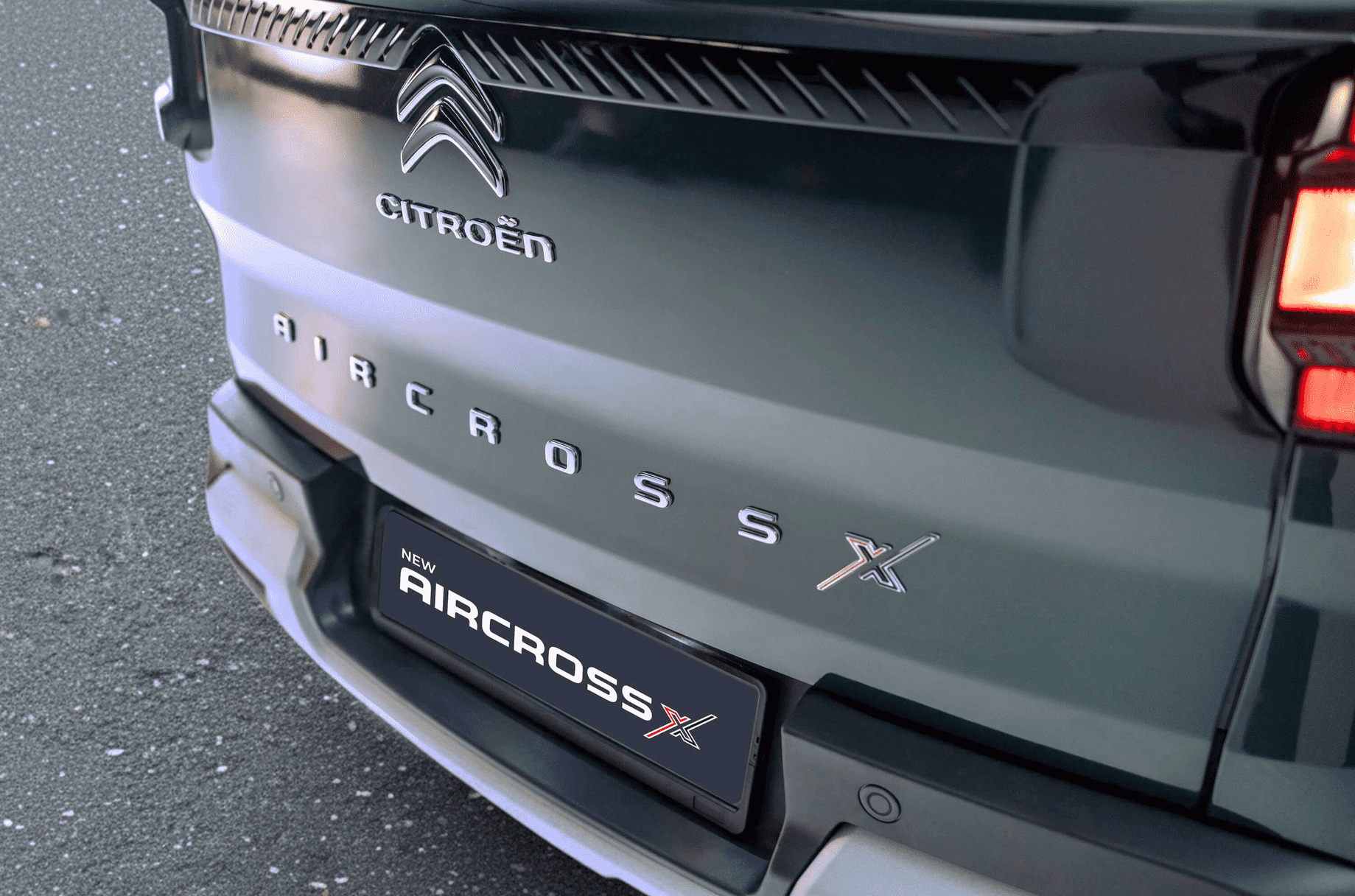 Aircross X badge