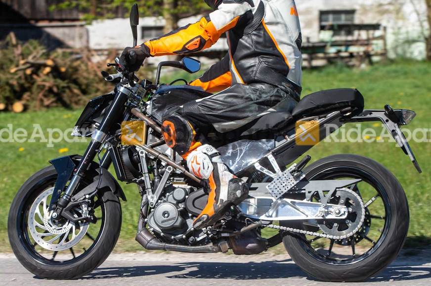 New KTM 390 Duke test mule reveals important upgrades | Autocar India