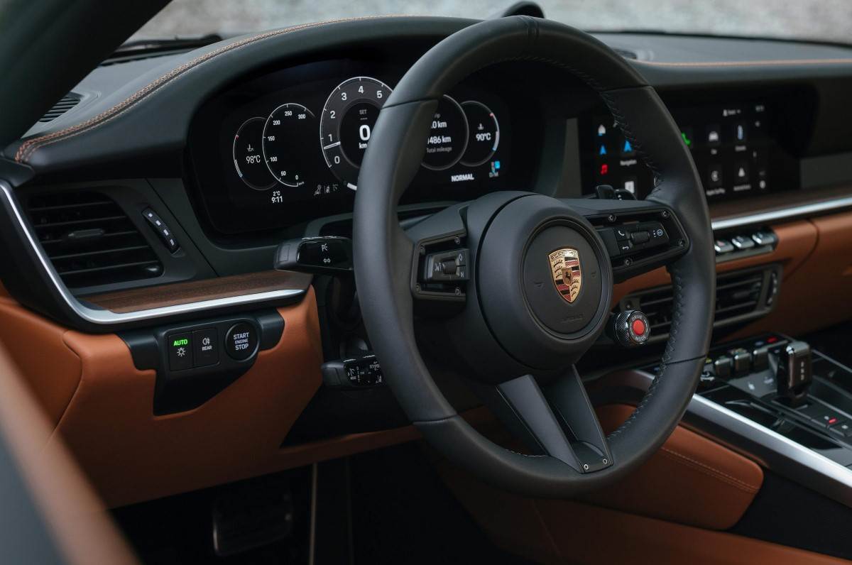 2025 Porsche 911 Carrera S interior