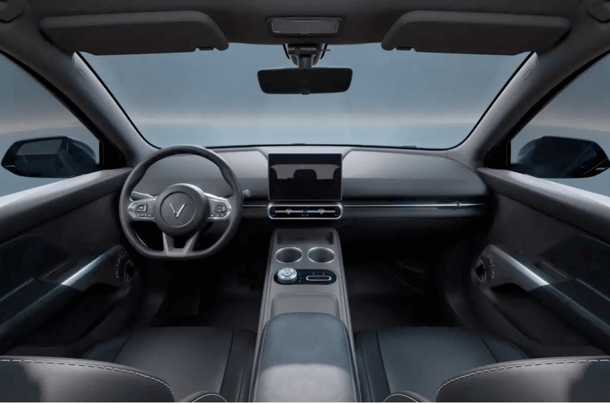 Vinfast Limo Green interior