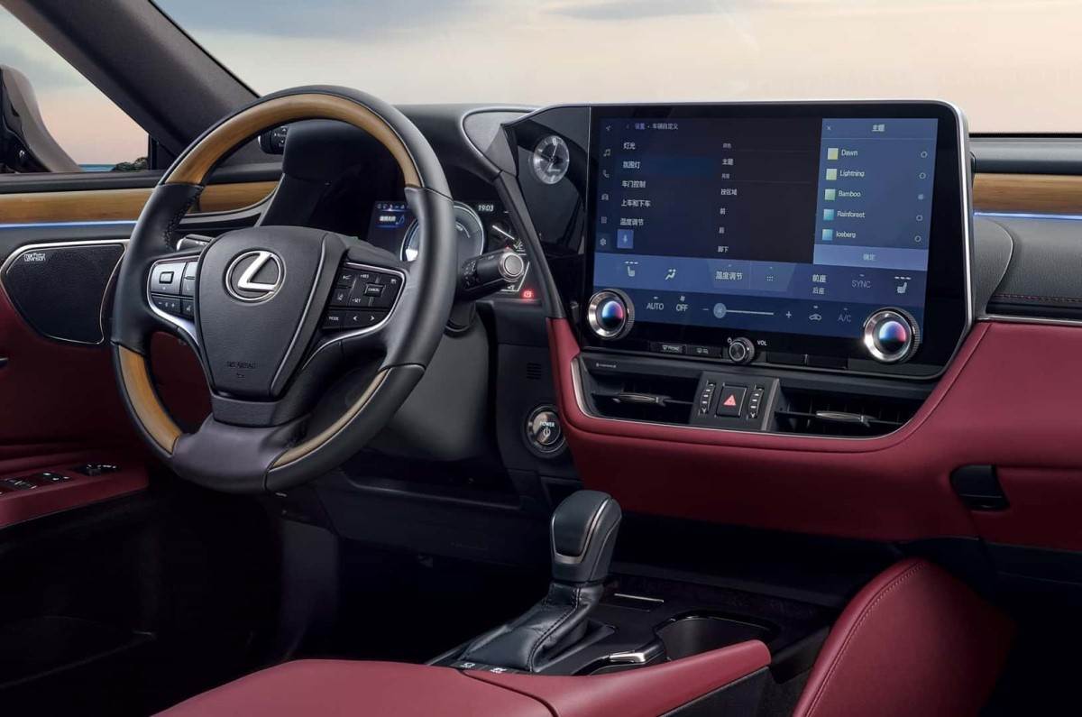 Lexus ES facelift interior