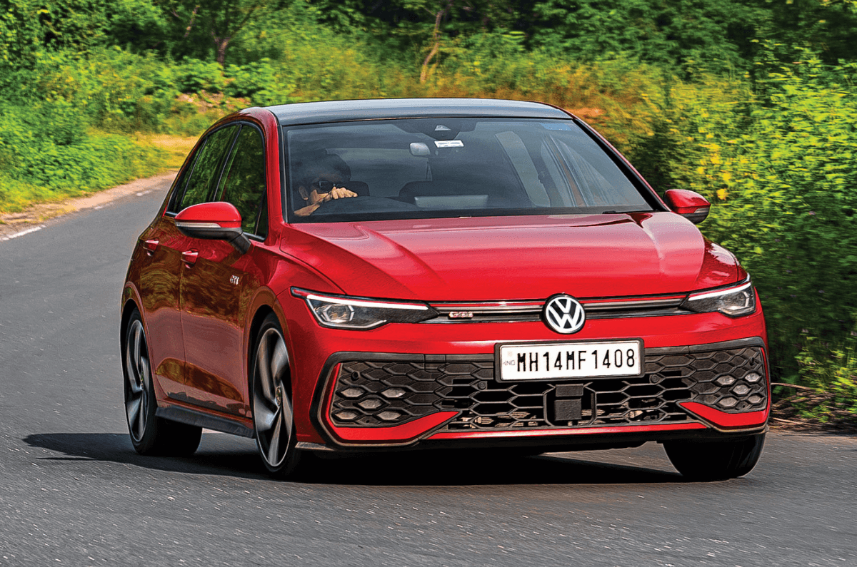 Volkswagen Golf GTI front quarter