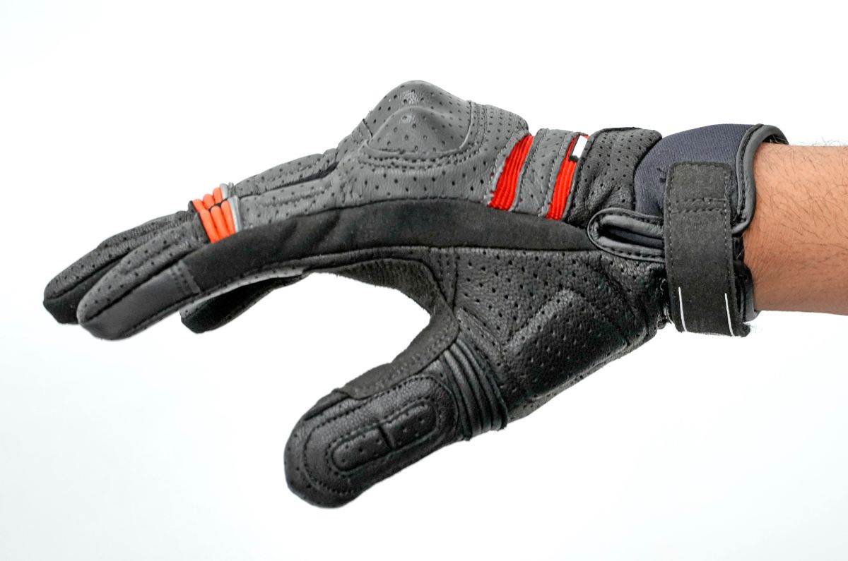 Rynox Air GT gloves comfort
