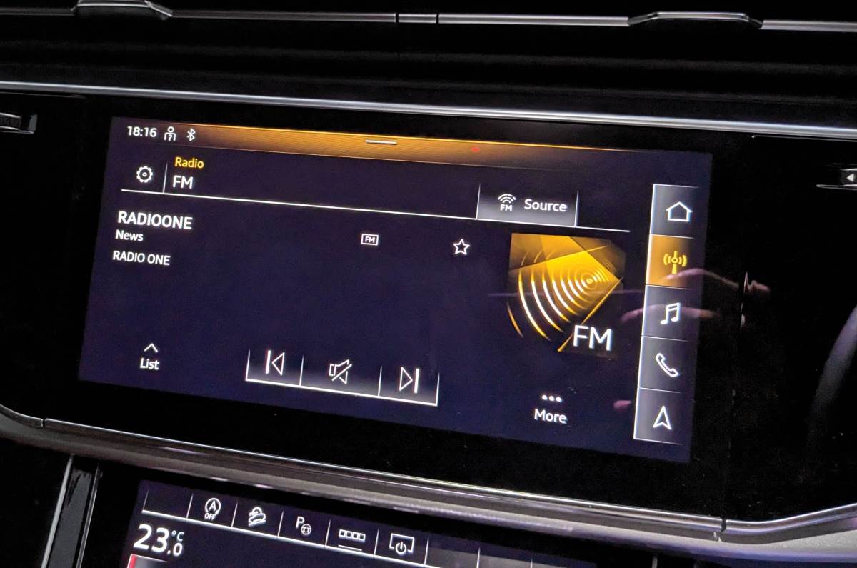 2025 Audi Q8 infotainment