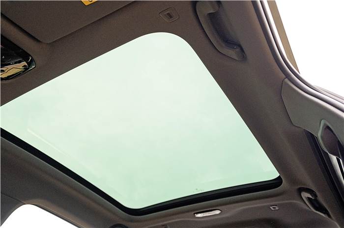 BMW 5 Series sunroof