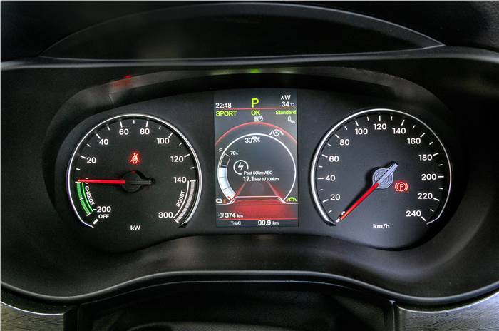 BYD eMax 7 instrument cluster