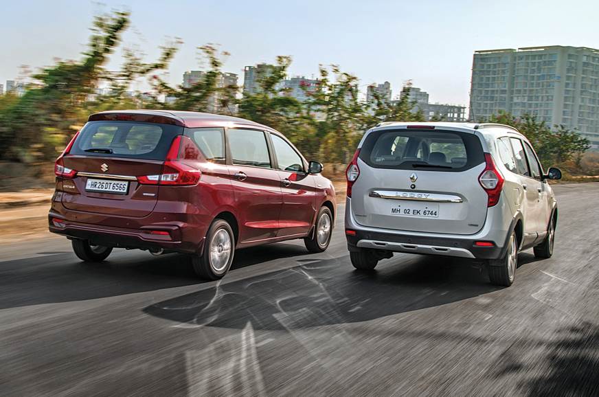 Maruti Suzuki Ertiga vs Renault Lodgy rear action