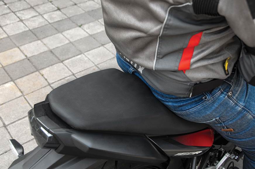 hero xtreme 160r seat cover