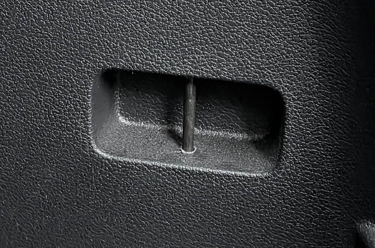 Hyundai Creta Electric luggage hooks