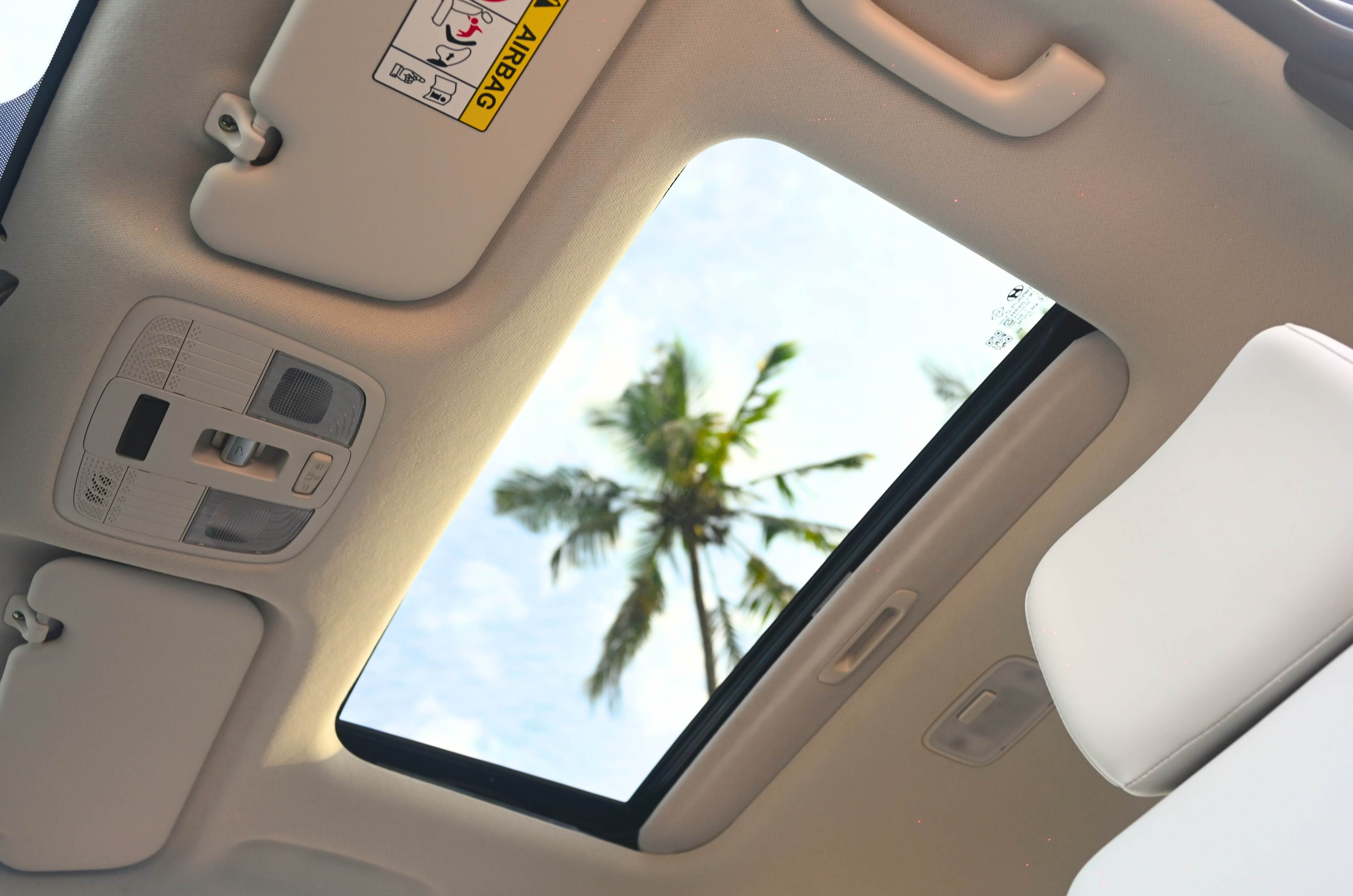 2025 Hyundai Venue sunroof