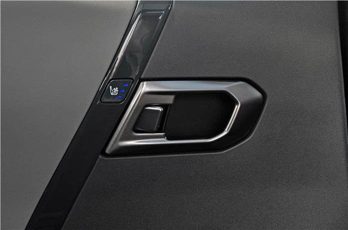 Kia Syros rear seat ventilation