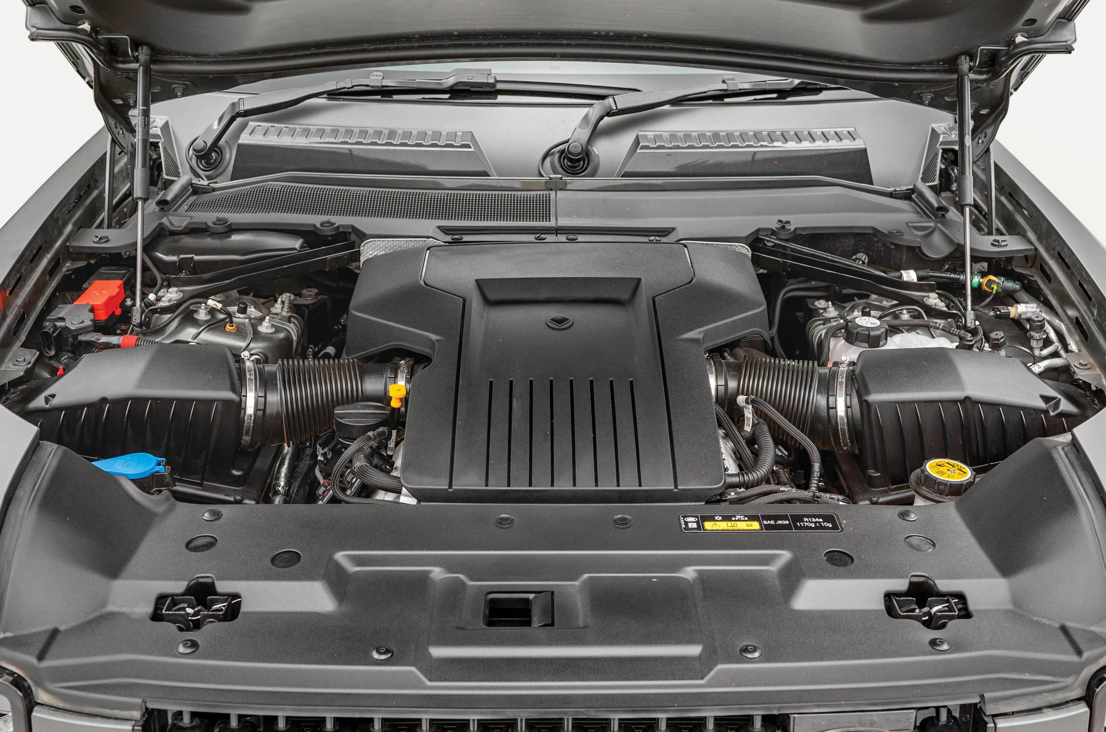 Defender Octa engine