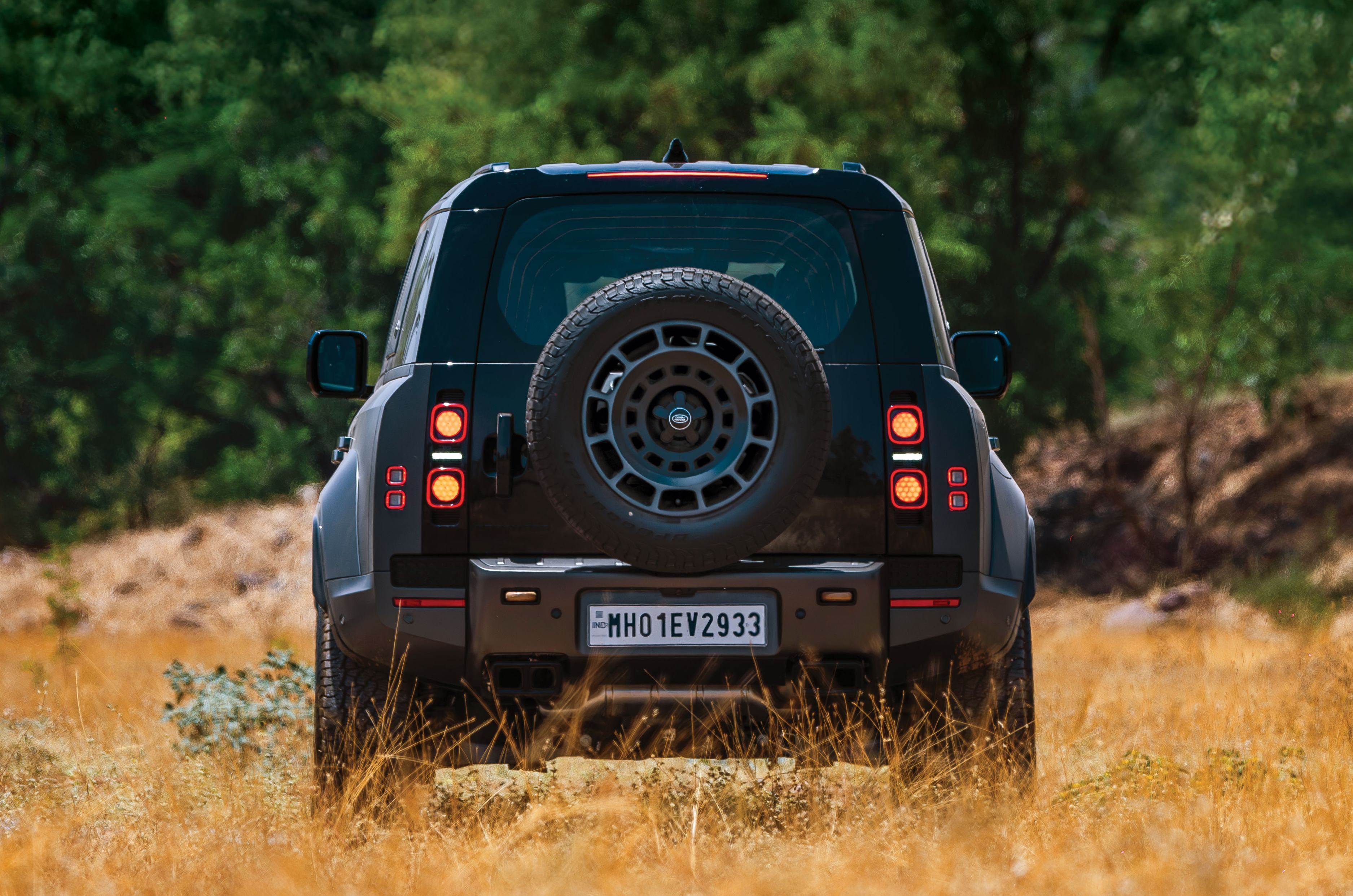 Defender Octa rear
