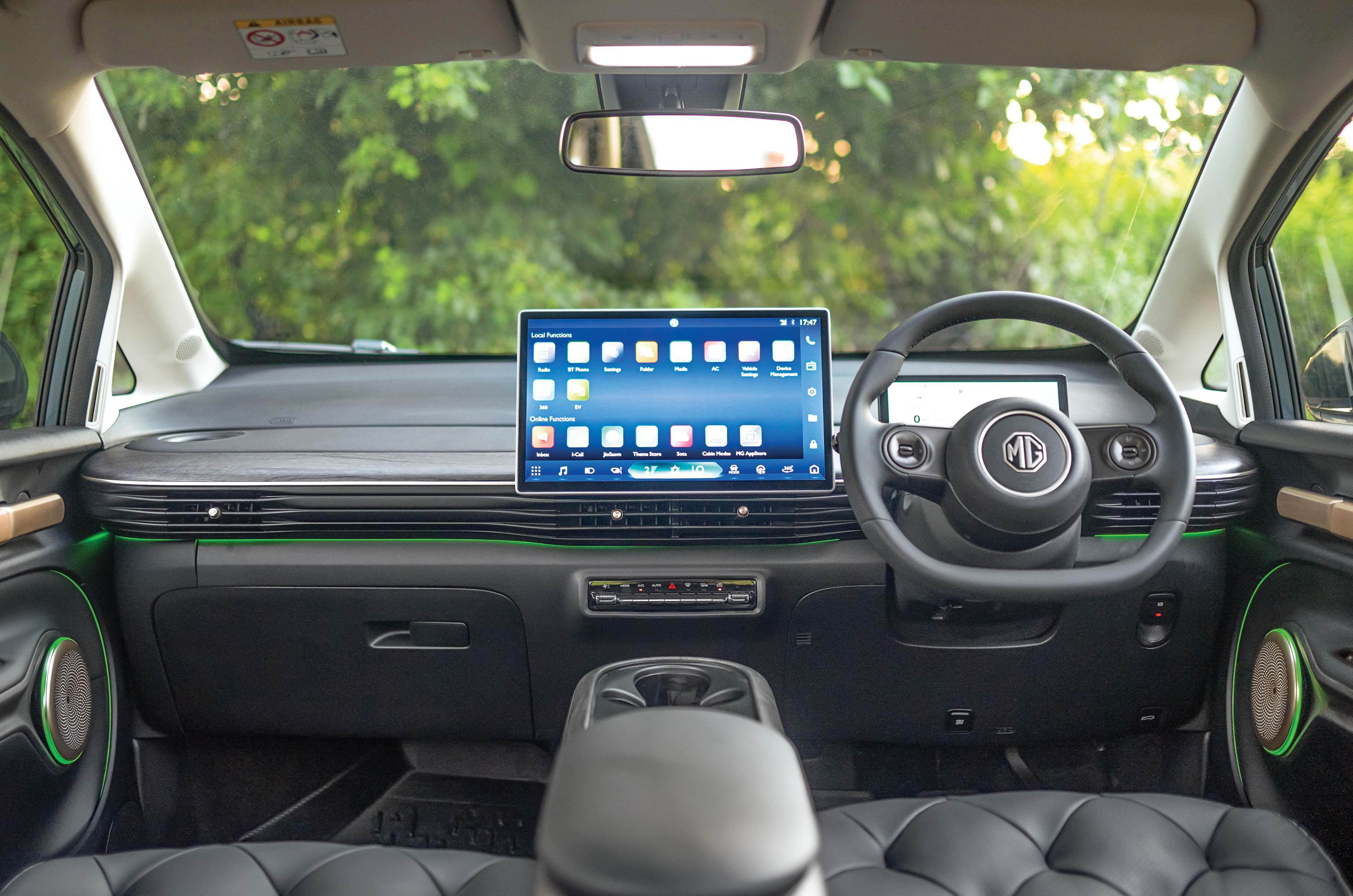 MG Windsor interior