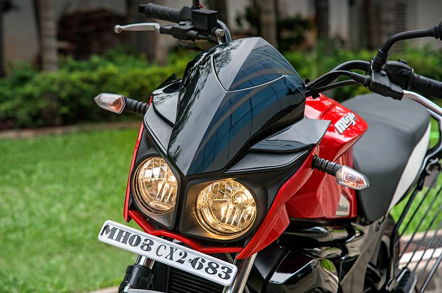 Mahindra Mojo UT 300 headlight