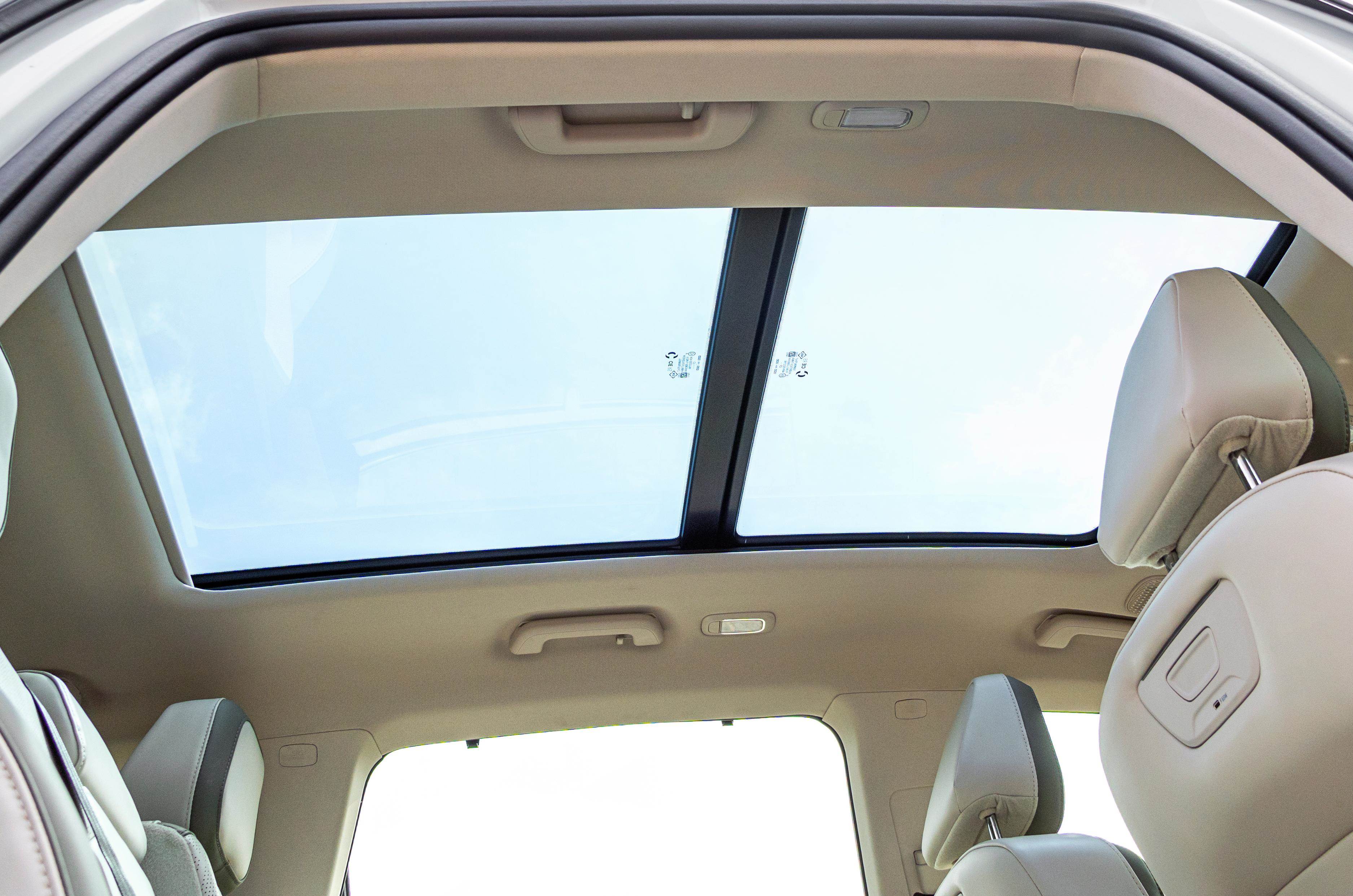 Mahindra XEV 9S ventilated seats