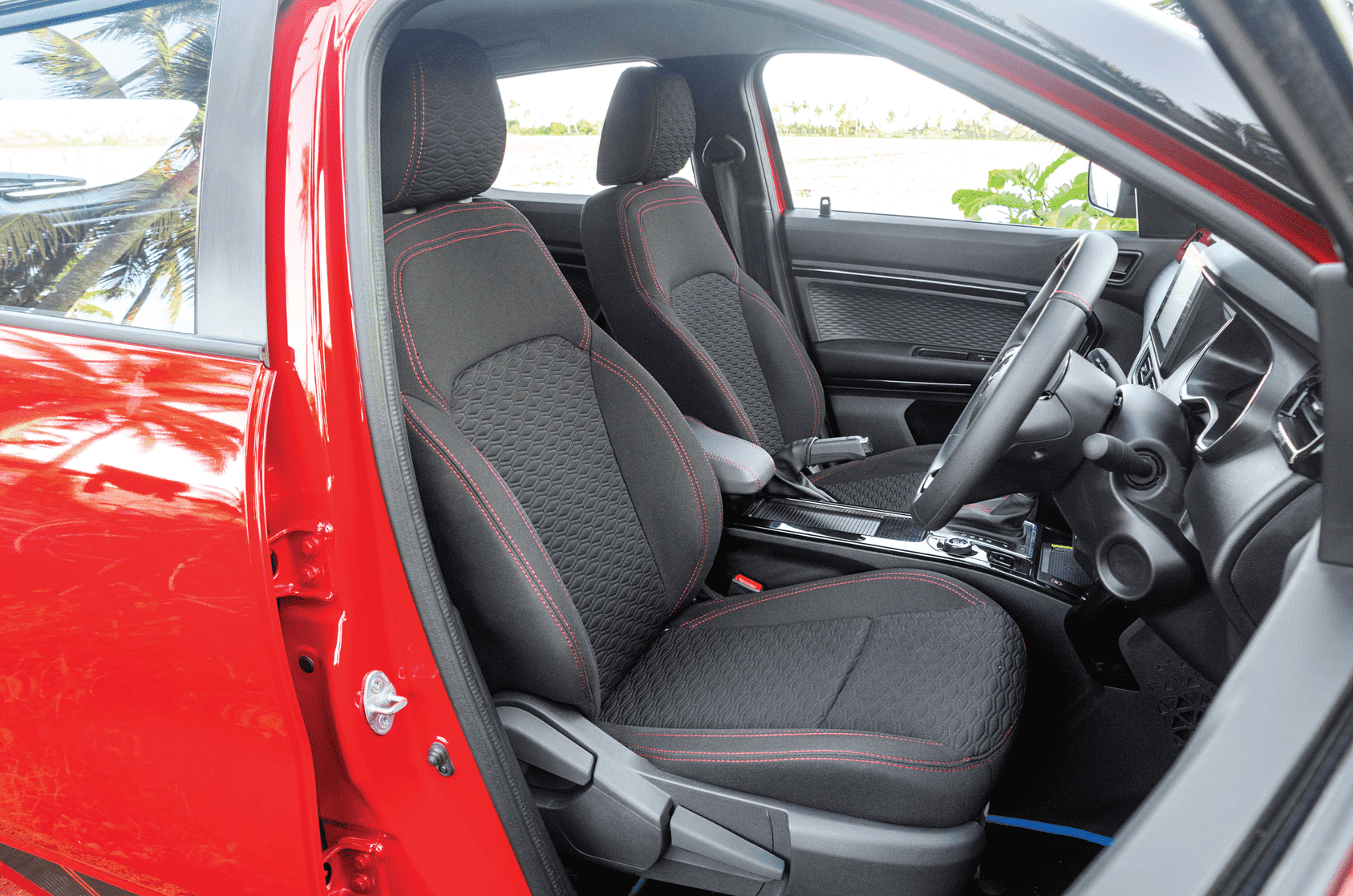 Renault Kiger front seats