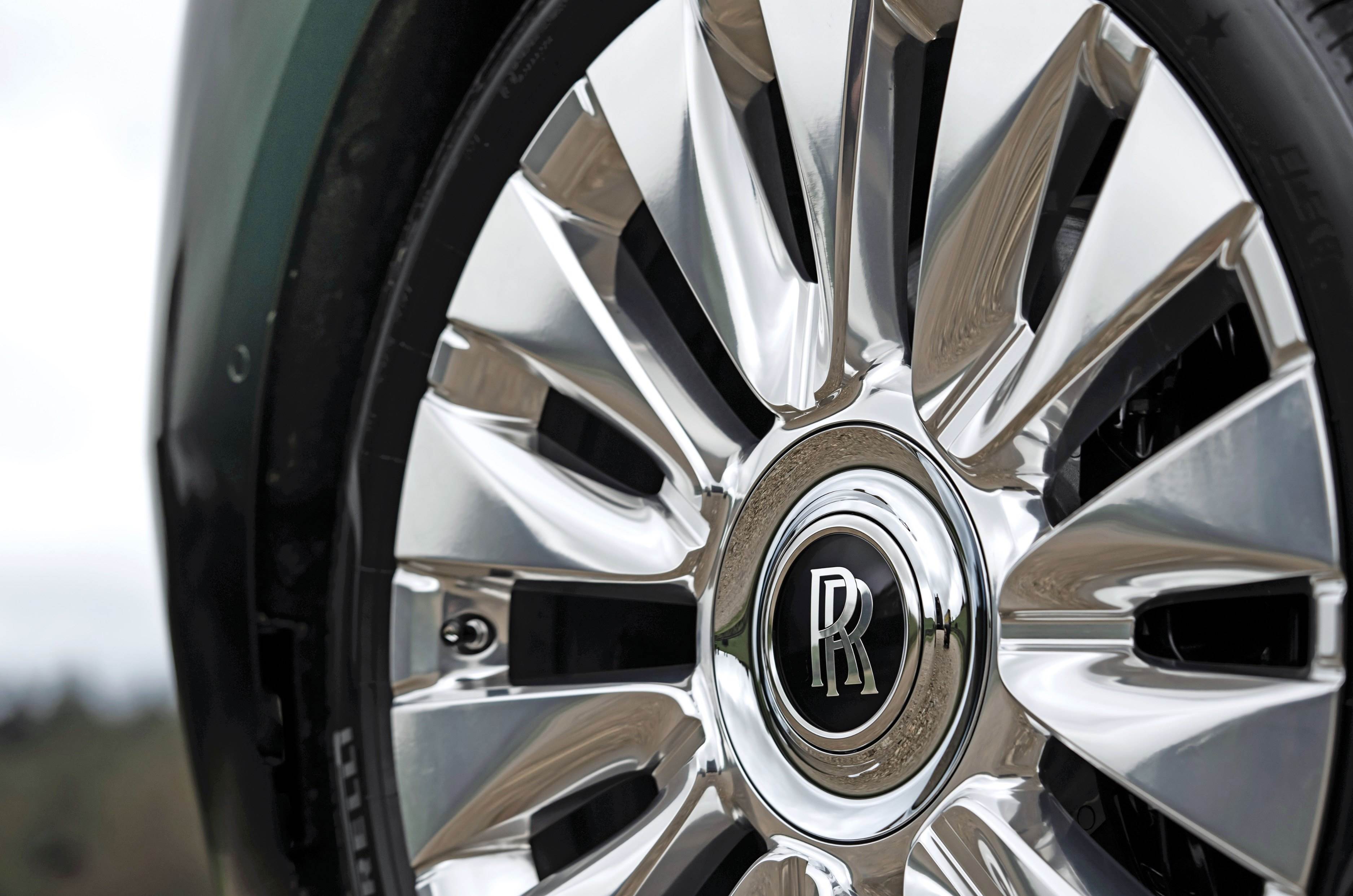 Rolls-Royce Spectre wheel