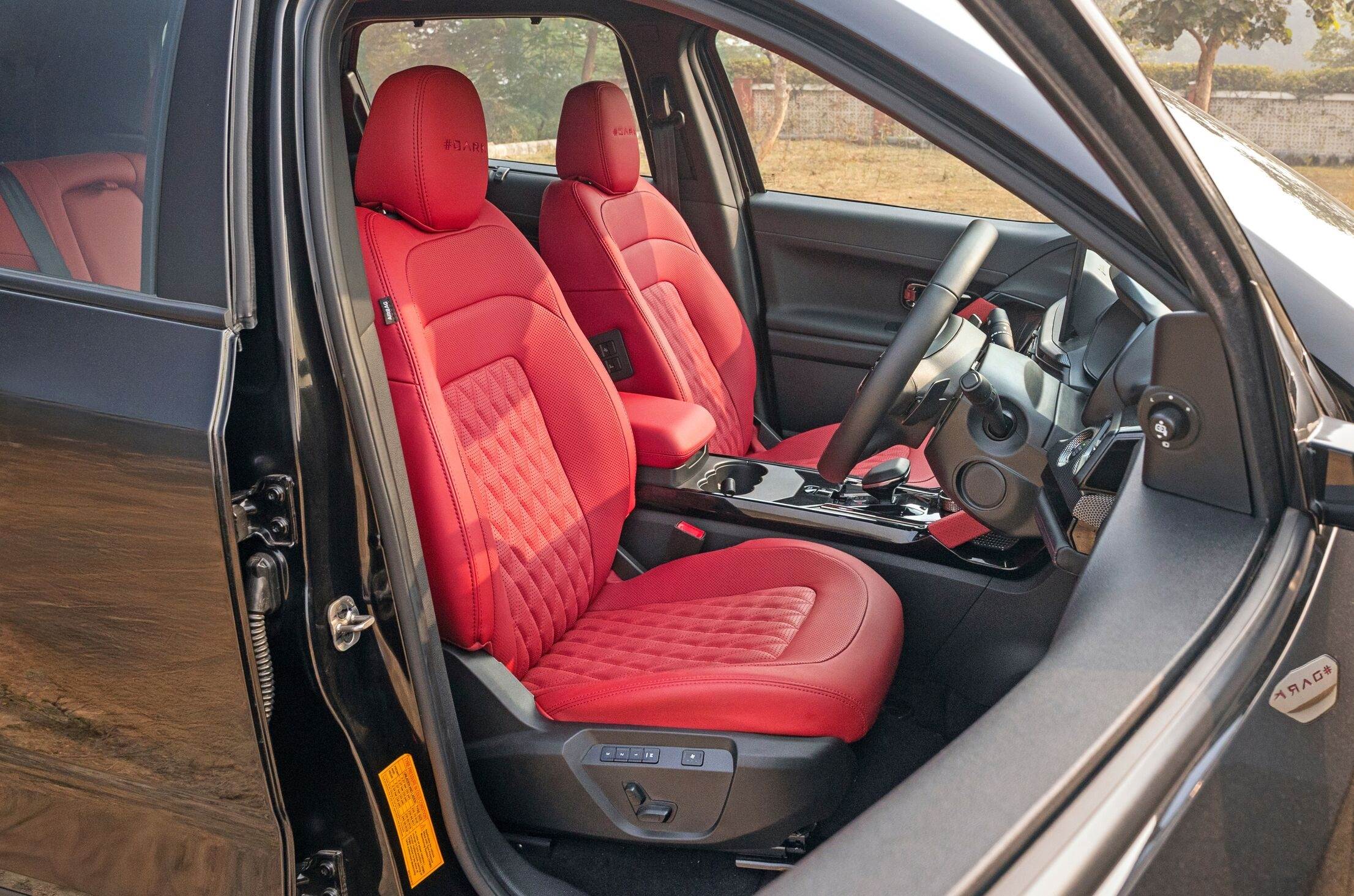 Tata Safari petrol front seats