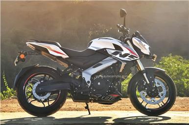 The Pulsar NS400Z gets 4 riding modes, switchable traction control, dual-channel ABS and a slip-and-assist clutch.