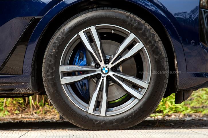 2023 BMW X7 facelift price, features, engine, interior