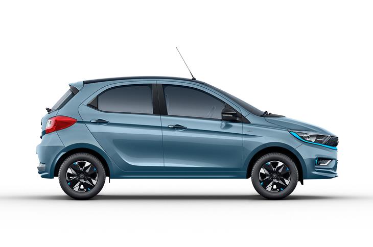 Tata Tiago Ev Xt Ev 24kwh Price Images Reviews And Specs Safety And