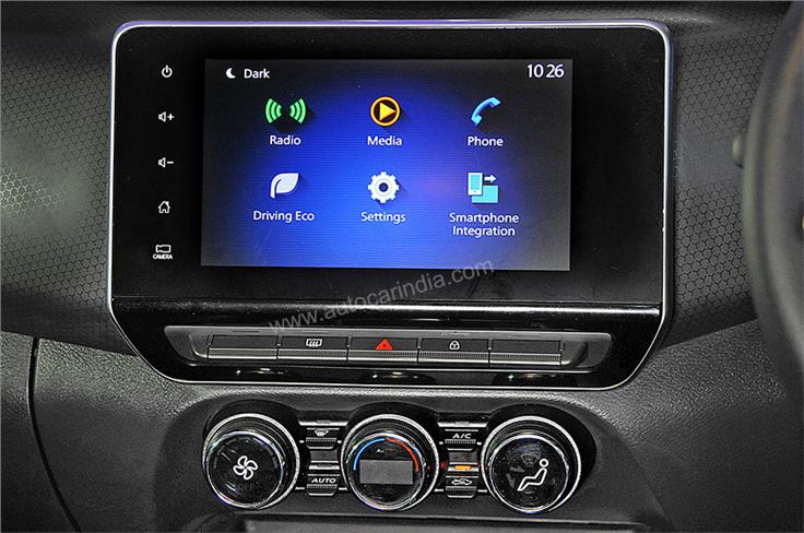 8.0-inch touchscreen for the infotainment system is nice to use.