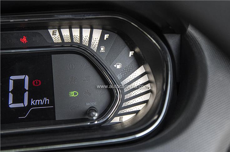 Tiago's digital instrument cluster has read-outs for petrol as well as CNG. 