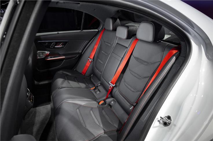 Red seatbelts at the rear for passengers on the 2022 Mercedes-Benz C43 AMG.