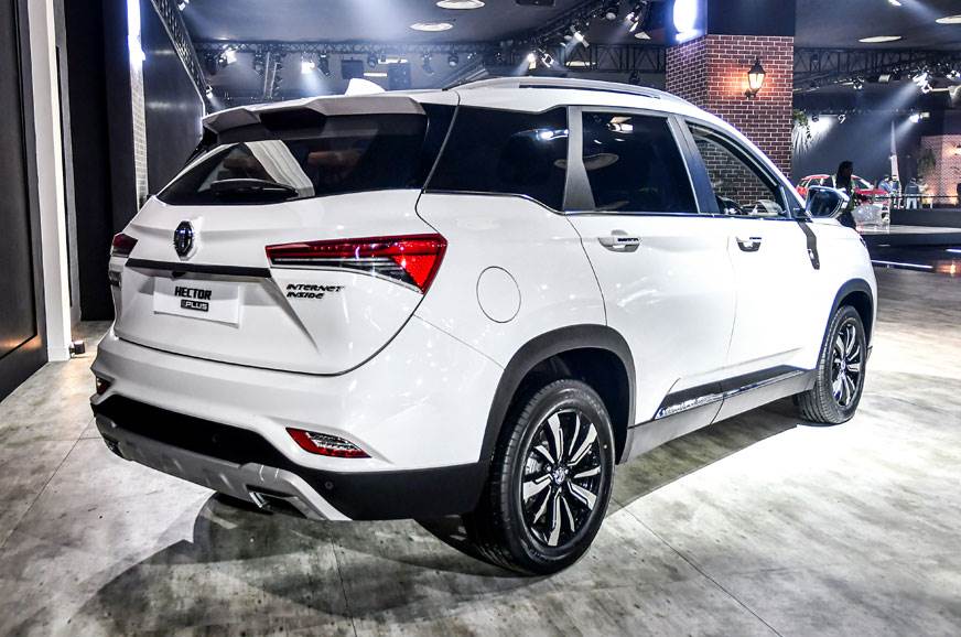 2020 - [Inde] Auto Expo ImageResizer.ashx?n=http%3a%2f%2fcdni.autocarindia.com%2fExtraImages%2f20200206044111_MG-Hector-Plus-rear