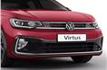 Chrome and black accents at the front on the grille as well as the bumper on the 2022 VW Virtus.