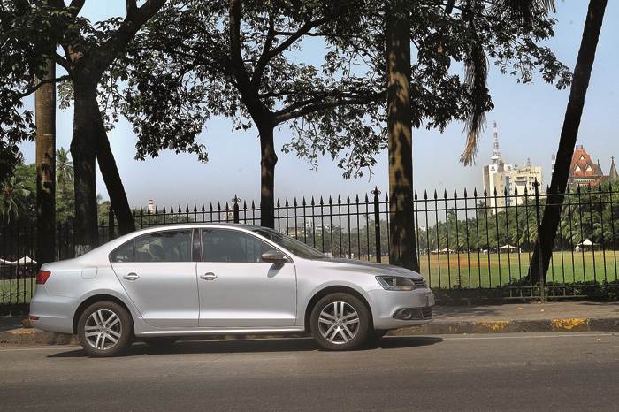 VW Jetta 2.0TDi (First Report)