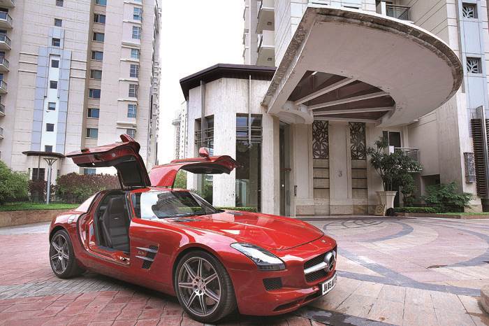 1955 Mercedes 300 SLR vs SLS AMG