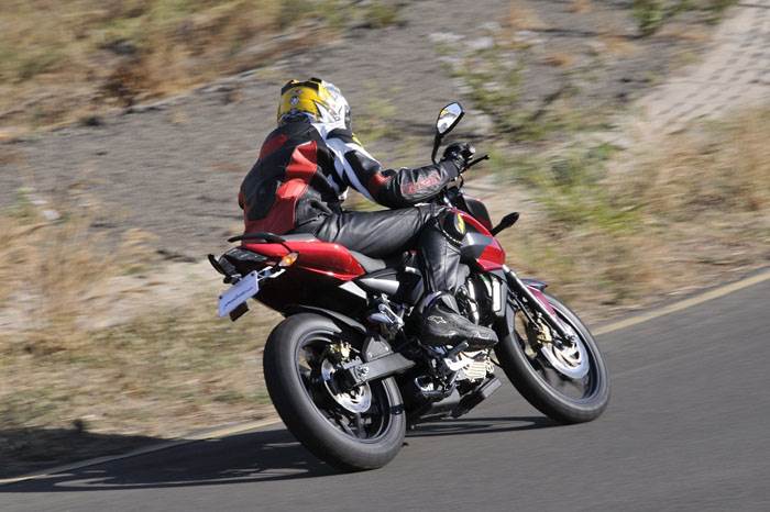 2012 Pulsar 200NS review, test ride