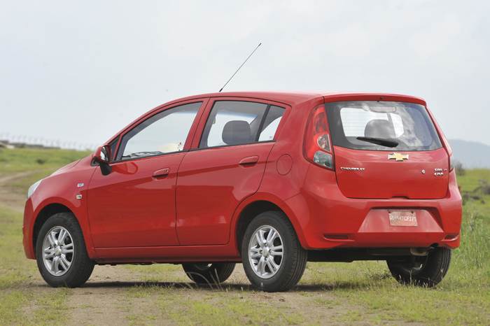 Chevrolet Sail U-VA review, test drive and video