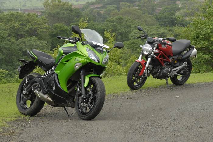 Kawasaki Ninja 650 vs Ducati Monster 795