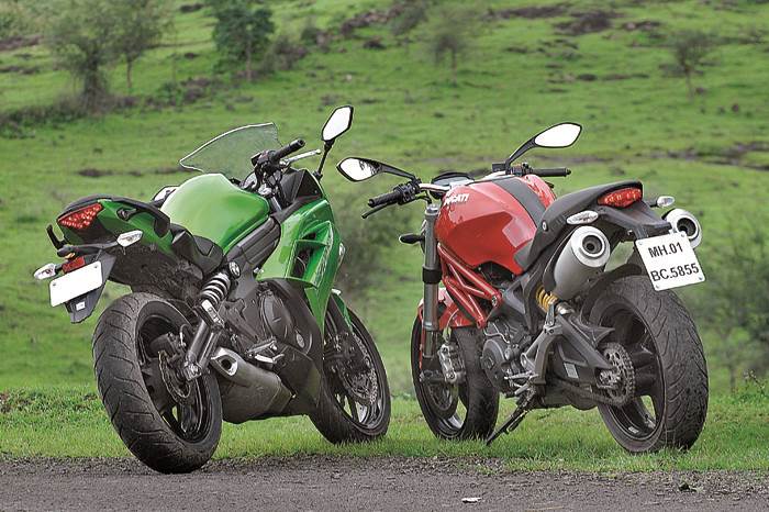 Kawasaki Ninja 650 vs Ducati Monster 795