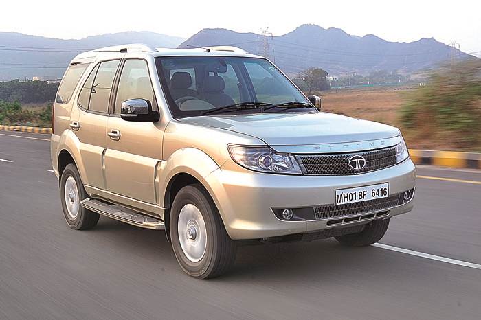 Tata Safari Storme vs Mahindra Scorpio