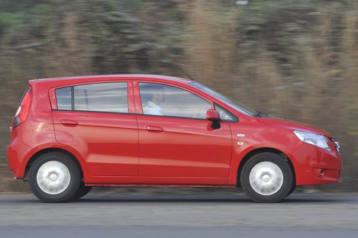 Chevrolet Sail U-VA review, test drive