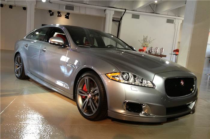 Jaguar XJR revealed